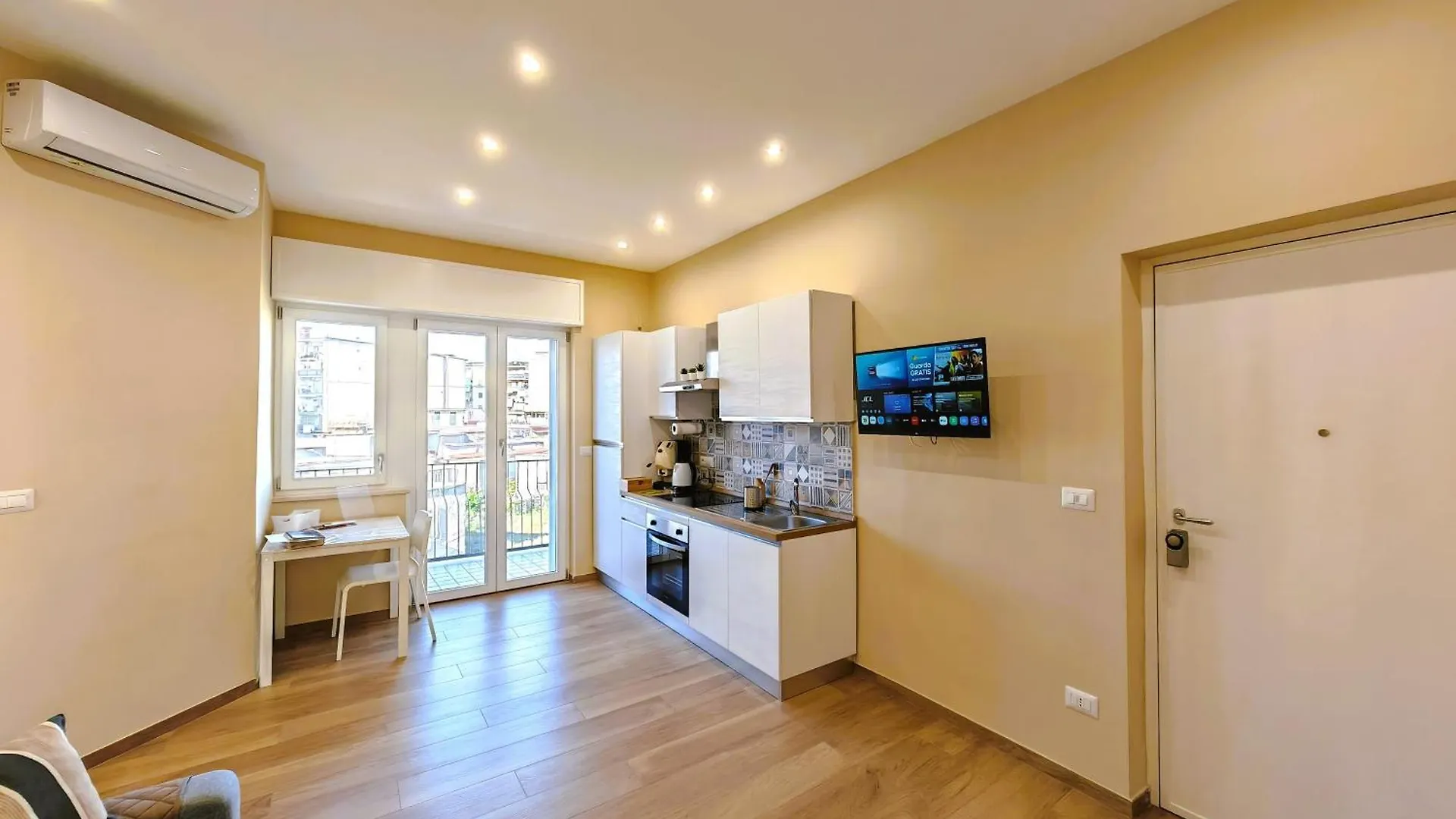 La Casetta Naples Apartment